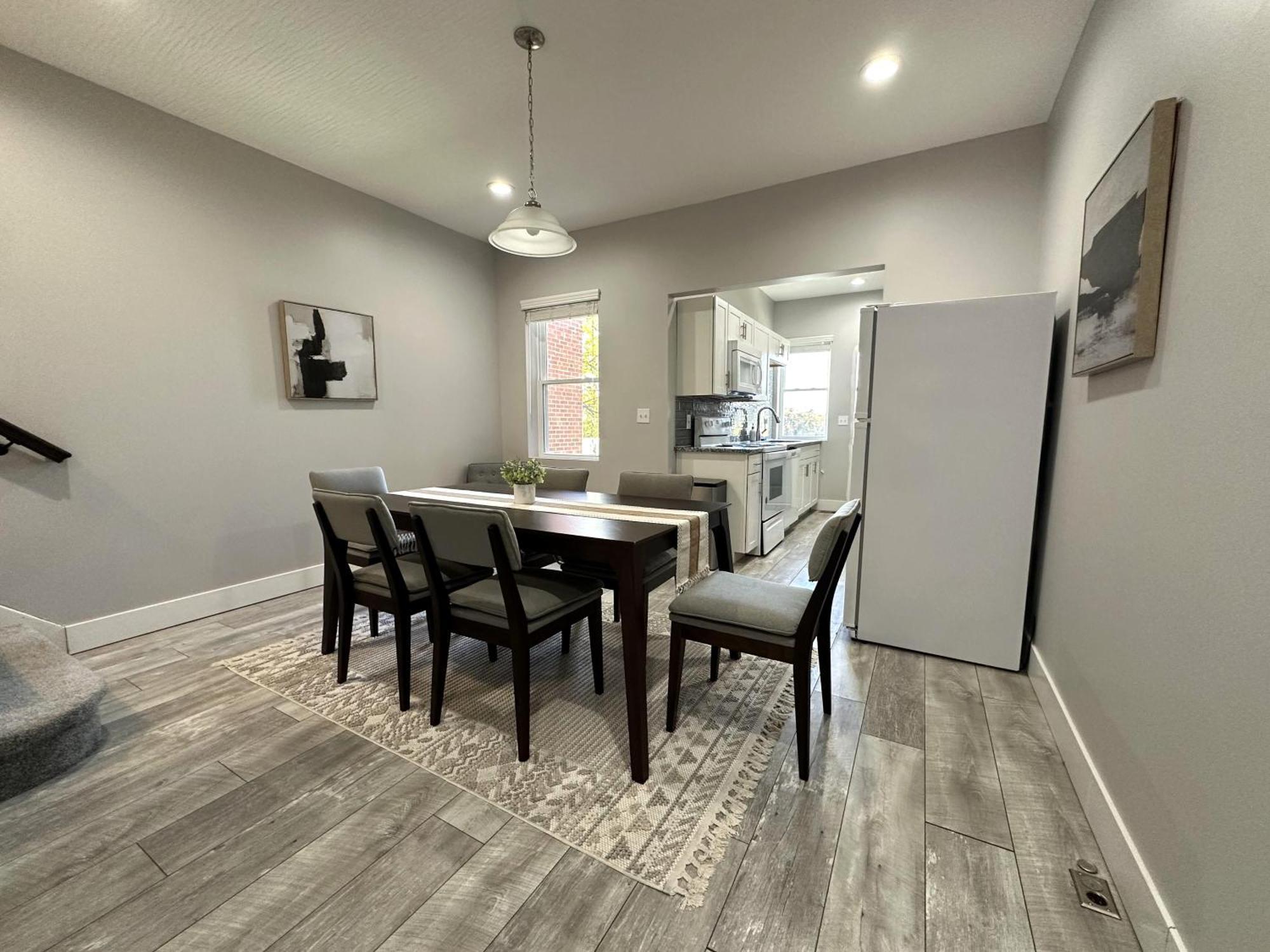 Charming 2br Near Downtown & Attractions Apartamento