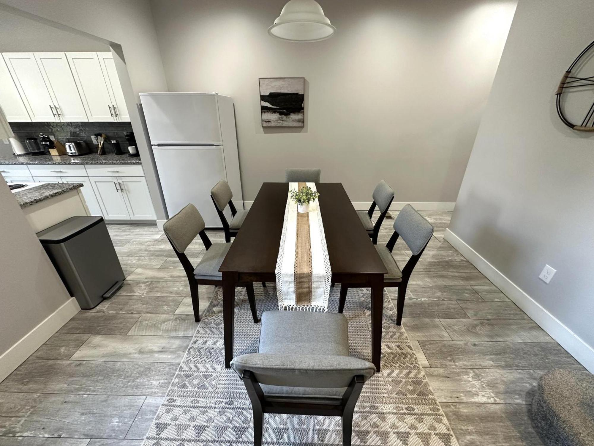 Apartamento Charming 2br Near Downtown & Attractions