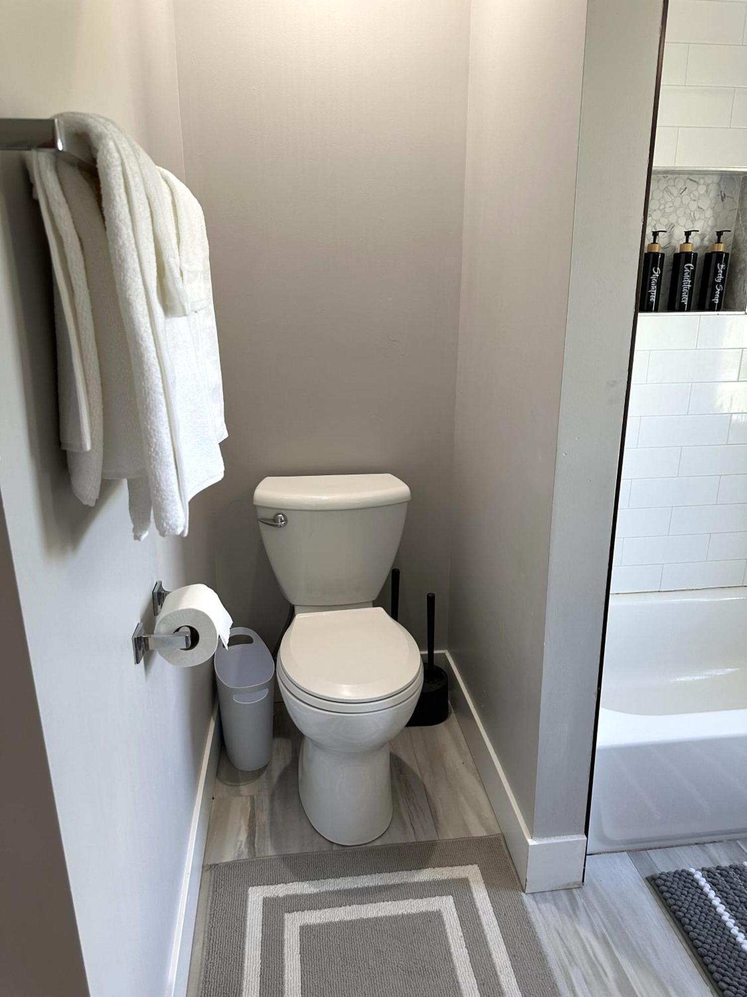 Apartamento Charming 2br Near Downtown & Attractions